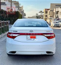 هیوندای ازێرا
